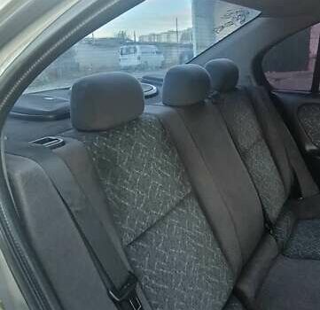 Серый Ниссан Примера, объемом двигателя 2 л и пробегом 350 тыс. км за 2300 $, фото 11 на Automoto.ua