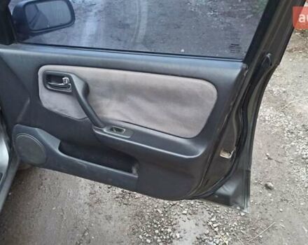 Серый Ниссан Примера, объемом двигателя 2 л и пробегом 332 тыс. км за 2150 $, фото 27 на Automoto.ua