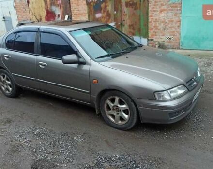 Серый Ниссан Примера, объемом двигателя 2 л и пробегом 332 тыс. км за 2150 $, фото 12 на Automoto.ua