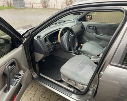 Серый Ниссан Примера, объемом двигателя 1.8 л и пробегом 500 тыс. км за 2499 $, фото 7 на Automoto.ua