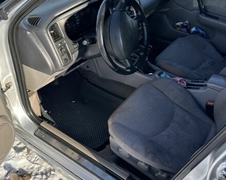 Серый Ниссан Примера, объемом двигателя 1.8 л и пробегом 450 тыс. км за 2100 $, фото 6 на Automoto.ua