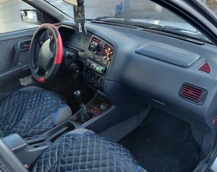 Сірий Ніссан Прімера, об'ємом двигуна 2 л та пробігом 354 тис. км за 2300 $, фото 1 на Automoto.ua