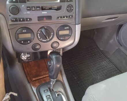 Сірий Ніссан Прімера, об'ємом двигуна 2 л та пробігом 199 тис. км за 3000 $, фото 2 на Automoto.ua