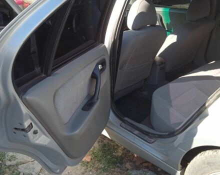 Сірий Ніссан Прімера, об'ємом двигуна 2 л та пробігом 199 тис. км за 3000 $, фото 9 на Automoto.ua