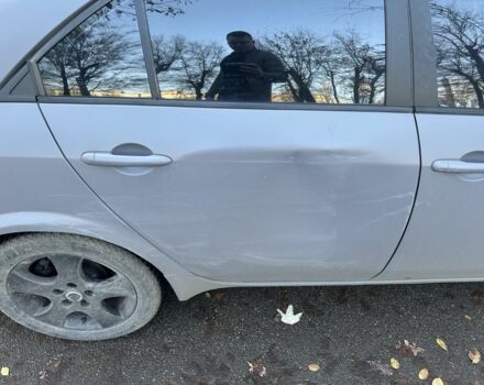 Серый Ниссан Примера, объемом двигателя 2 л и пробегом 300 тыс. км за 2499 $, фото 4 на Automoto.ua