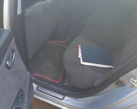 Серый Ниссан Примера, объемом двигателя 1.77 л и пробегом 240 тыс. км за 4300 $, фото 3 на Automoto.ua