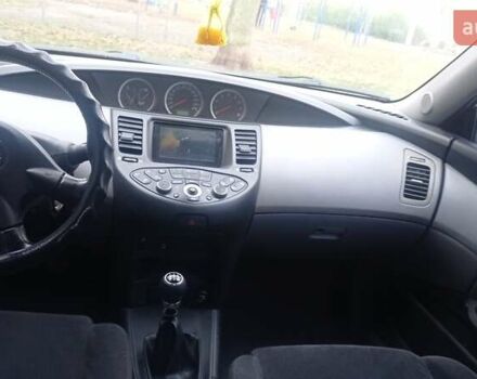 Серый Ниссан Примера, объемом двигателя 1.77 л и пробегом 250 тыс. км за 3450 $, фото 2 на Automoto.ua