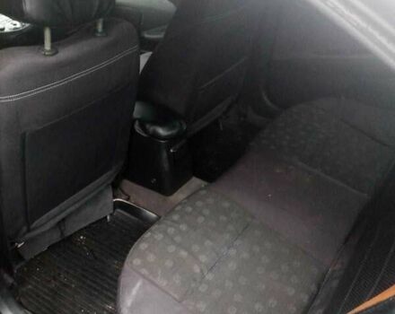 Серый Ниссан Примера, объемом двигателя 1.8 л и пробегом 100 тыс. км за 3200 $, фото 6 на Automoto.ua