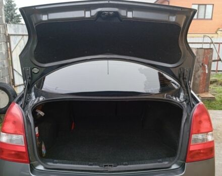 Серый Ниссан Примера, объемом двигателя 1.8 л и пробегом 253 тыс. км за 3900 $, фото 7 на Automoto.ua