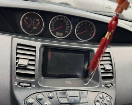 Серый Ниссан Примера, объемом двигателя 1.8 л и пробегом 300 тыс. км за 3000 $, фото 9 на Automoto.ua