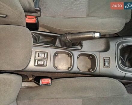 Серый Ниссан Примера, объемом двигателя 1.8 л и пробегом 215 тыс. км за 4800 $, фото 19 на Automoto.ua