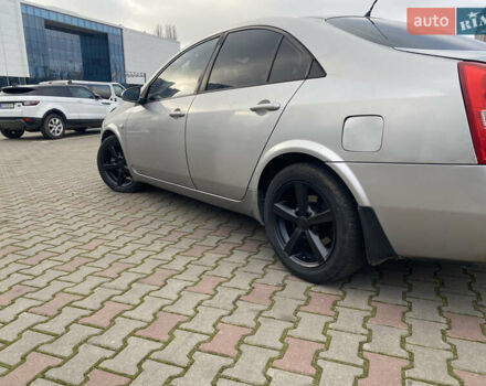 Серый Ниссан Примера, объемом двигателя 2 л и пробегом 300 тыс. км за 2850 $, фото 3 на Automoto.ua