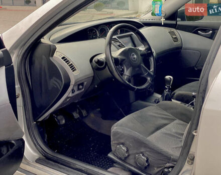 Сірий Ніссан Прімера, об'ємом двигуна 1.9 л та пробігом 234 тис. км за 3499 $, фото 17 на Automoto.ua