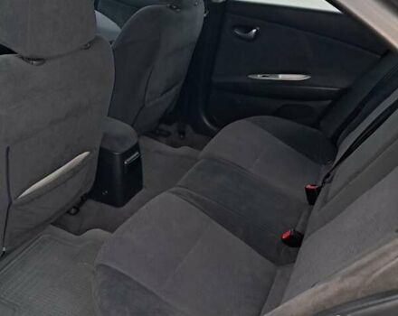 Серый Ниссан Примера, объемом двигателя 1.8 л и пробегом 232 тыс. км за 3500 $, фото 6 на Automoto.ua