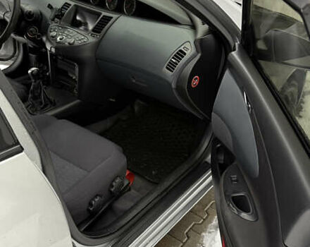 Серый Ниссан Примера, объемом двигателя 1.8 л и пробегом 190 тыс. км за 3500 $, фото 14 на Automoto.ua