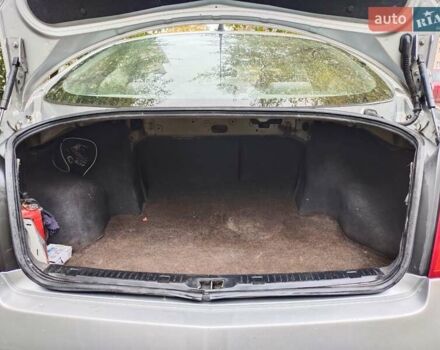 Серый Ниссан Примера, объемом двигателя 1.77 л и пробегом 262 тыс. км за 3700 $, фото 6 на Automoto.ua