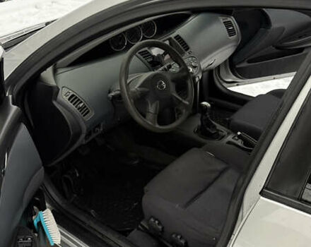 Серый Ниссан Примера, объемом двигателя 1.8 л и пробегом 190 тыс. км за 3500 $, фото 10 на Automoto.ua