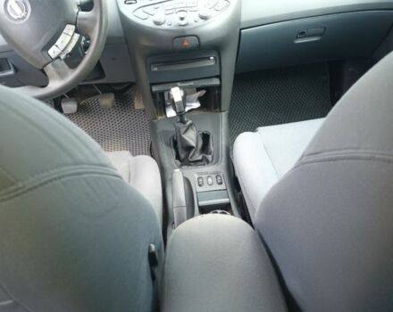 Серый Ниссан Примера, объемом двигателя 1.8 л и пробегом 320 тыс. км за 4200 $, фото 6 на Automoto.ua