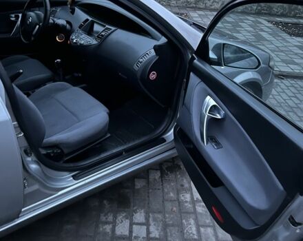 Серый Ниссан Примера, объемом двигателя 1.6 л и пробегом 280 тыс. км за 3400 $, фото 7 на Automoto.ua