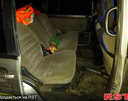 Сірий Ніссан Прімера, об'ємом двигуна 2 л та пробігом 0 тис. км за 2100 $, фото 1 на Automoto.ua