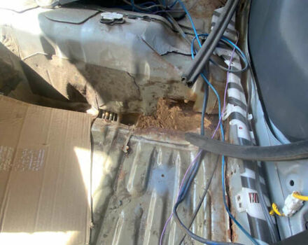 Серый Ниссан Примера, объемом двигателя 2 л и пробегом 300 тыс. км за 1500 $, фото 21 на Automoto.ua