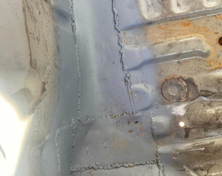 Серый Ниссан Примера, объемом двигателя 2 л и пробегом 300 тыс. км за 1500 $, фото 15 на Automoto.ua