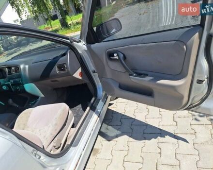 Серый Ниссан Примера, объемом двигателя 1.8 л и пробегом 286 тыс. км за 1650 $, фото 27 на Automoto.ua