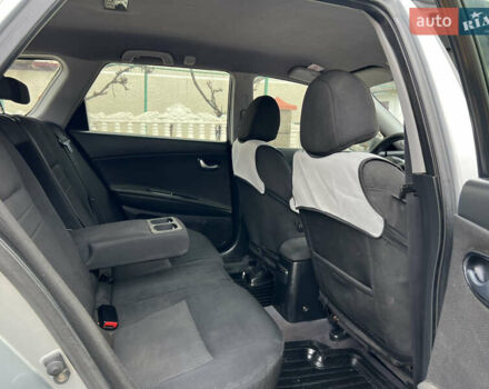 Сірий Ніссан Прімера, об'ємом двигуна 2.18 л та пробігом 330 тис. км за 2599 $, фото 30 на Automoto.ua