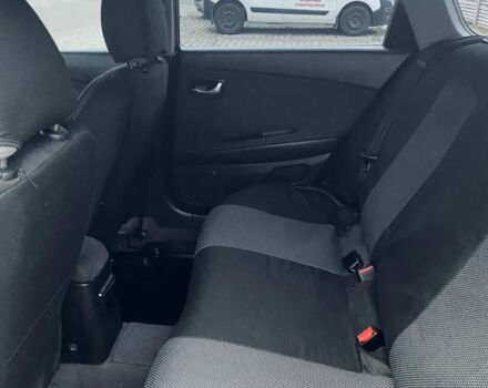 Серый Ниссан Примера, объемом двигателя 1.8 л и пробегом 271 тыс. км за 3300 $, фото 9 на Automoto.ua