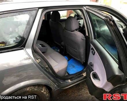 Серый Ниссан Примера, объемом двигателя 1.8 л и пробегом 400 тыс. км за 2350 $, фото 9 на Automoto.ua