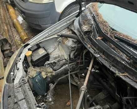 Серый Ниссан Примера, объемом двигателя 1.9 л и пробегом 320 тыс. км за 800 $, фото 6 на Automoto.ua