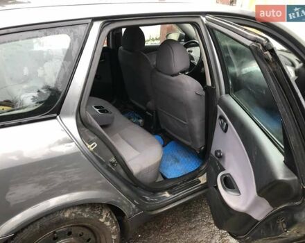 Серый Ниссан Примера, объемом двигателя 1.77 л и пробегом 400 тыс. км за 2350 $, фото 8 на Automoto.ua