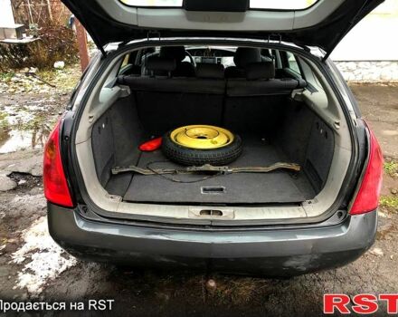 Серый Ниссан Примера, объемом двигателя 1.8 л и пробегом 400 тыс. км за 2350 $, фото 7 на Automoto.ua