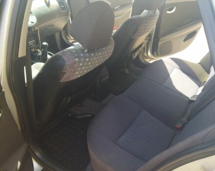 Серый Ниссан Примера, объемом двигателя 0 л и пробегом 245 тыс. км за 3850 $, фото 4 на Automoto.ua