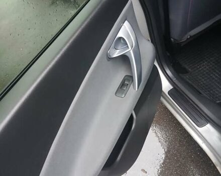 Серый Ниссан Примера, объемом двигателя 1.8 л и пробегом 260 тыс. км за 4800 $, фото 12 на Automoto.ua