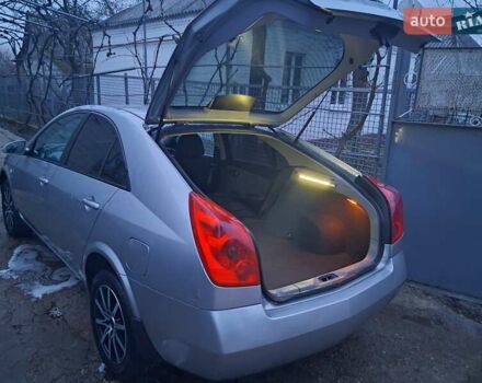 Серый Ниссан Примера, объемом двигателя 1.6 л и пробегом 350 тыс. км за 6300 $, фото 4 на Automoto.ua