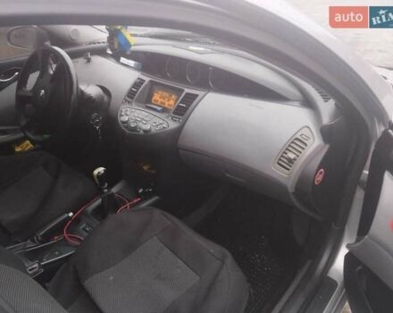 Серый Ниссан Примера, объемом двигателя 2.18 л и пробегом 250 тыс. км за 3700 $, фото 2 на Automoto.ua