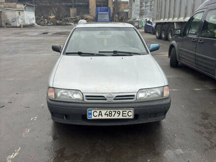 Сірий Ніссан Прімера, об'ємом двигуна 1.6 л та пробігом 222 тис. км за 1350 $, фото 1 на Automoto.ua