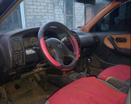 Сірий Ніссан Прімера, об'ємом двигуна 1 л та пробігом 300 тис. км за 600 $, фото 1 на Automoto.ua