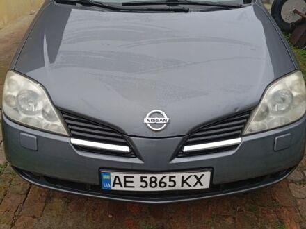 Серый Ниссан Примера, объемом двигателя 1.8 л и пробегом 253 тыс. км за 3900 $, фото 1 на Automoto.ua