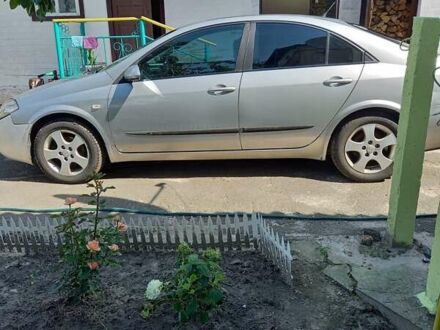 Сірий Ніссан Прімера, об'ємом двигуна 2 л та пробігом 250 тис. км за 4500 $, фото 1 на Automoto.ua