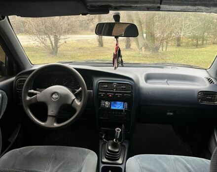 Синий Ниссан Примера, объемом двигателя 2 л и пробегом 355 тыс. км за 1350 $, фото 20 на Automoto.ua