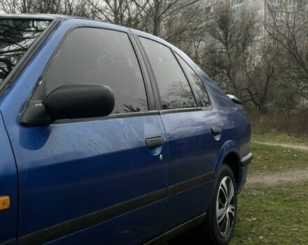 Синий Ниссан Примера, объемом двигателя 2 л и пробегом 355 тыс. км за 1350 $, фото 10 на Automoto.ua