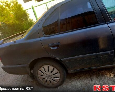 Синий Ниссан Примера, объемом двигателя 2 л и пробегом 0 тыс. км за 1500 $, фото 2 на Automoto.ua