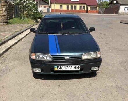 Синій Ніссан Прімера, об'ємом двигуна 1.6 л та пробігом 351 тис. км за 2100 $, фото 1 на Automoto.ua