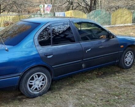 Синий Ниссан Примера, объемом двигателя 2 л и пробегом 298 тыс. км за 2000 $, фото 4 на Automoto.ua