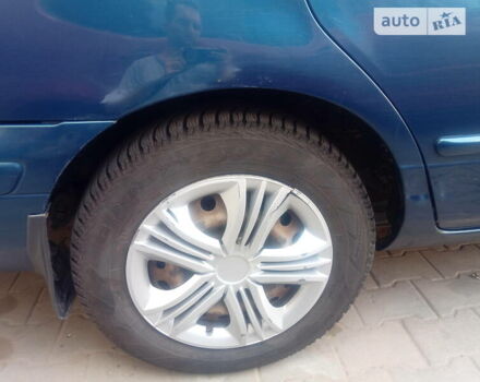 Синий Ниссан Примера, объемом двигателя 2 л и пробегом 477 тыс. км за 2800 $, фото 5 на Automoto.ua