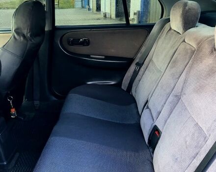 Синий Ниссан Примера, объемом двигателя 1.6 л и пробегом 316 тыс. км за 2000 $, фото 7 на Automoto.ua