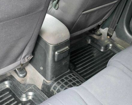 Синий Ниссан Примера, объемом двигателя 1.8 л и пробегом 270 тыс. км за 3999 $, фото 16 на Automoto.ua