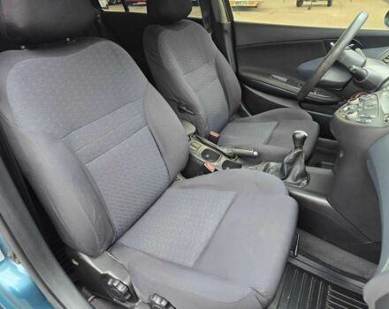 Синий Ниссан Примера, объемом двигателя 1.8 л и пробегом 270 тыс. км за 3999 $, фото 9 на Automoto.ua